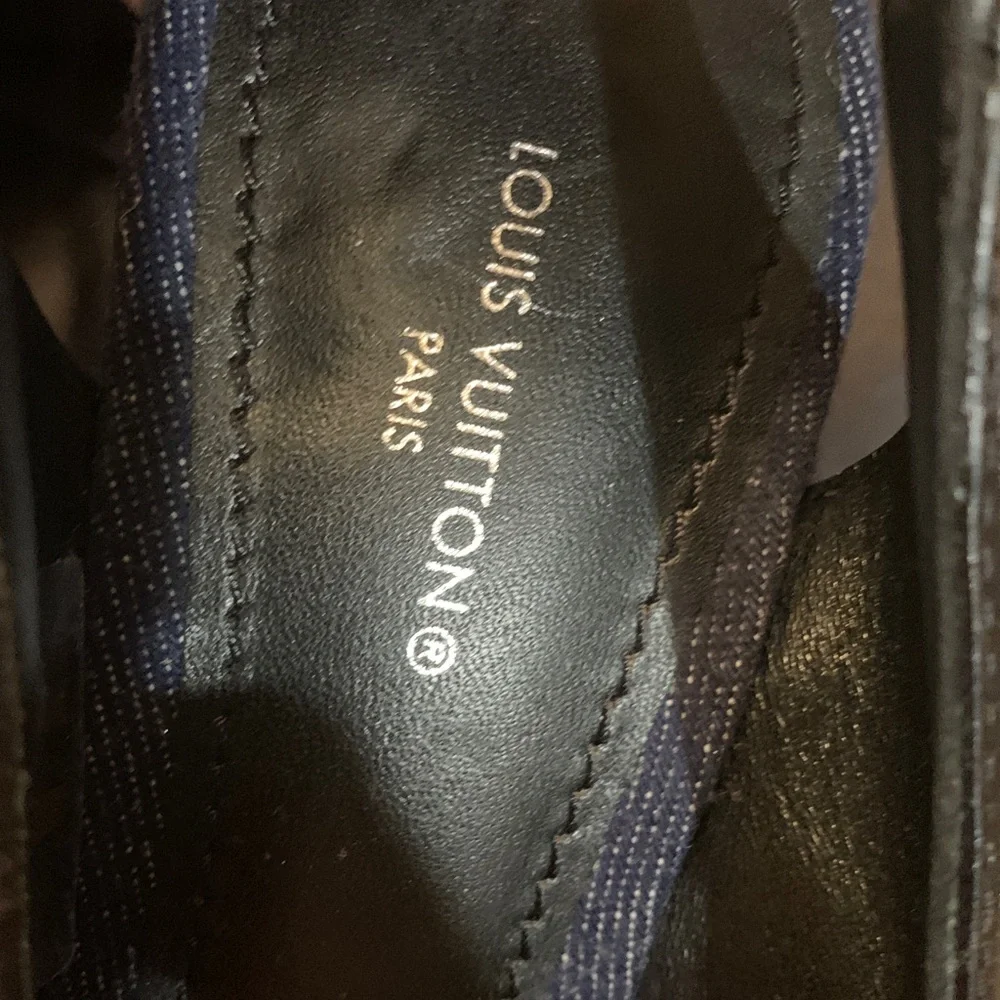 Absolutely stunning brand new, authentic rare abd Louis Vuitton denim shoes 7 - Picture 14 of 17